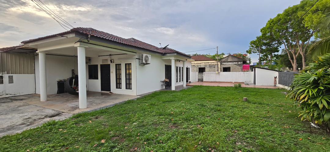 [PINJAMAN PENUH] Rumah Teres Setingkat Corner Lot (Bumi) Garden Homes S2 dengan tambahan tanah 30 kaki