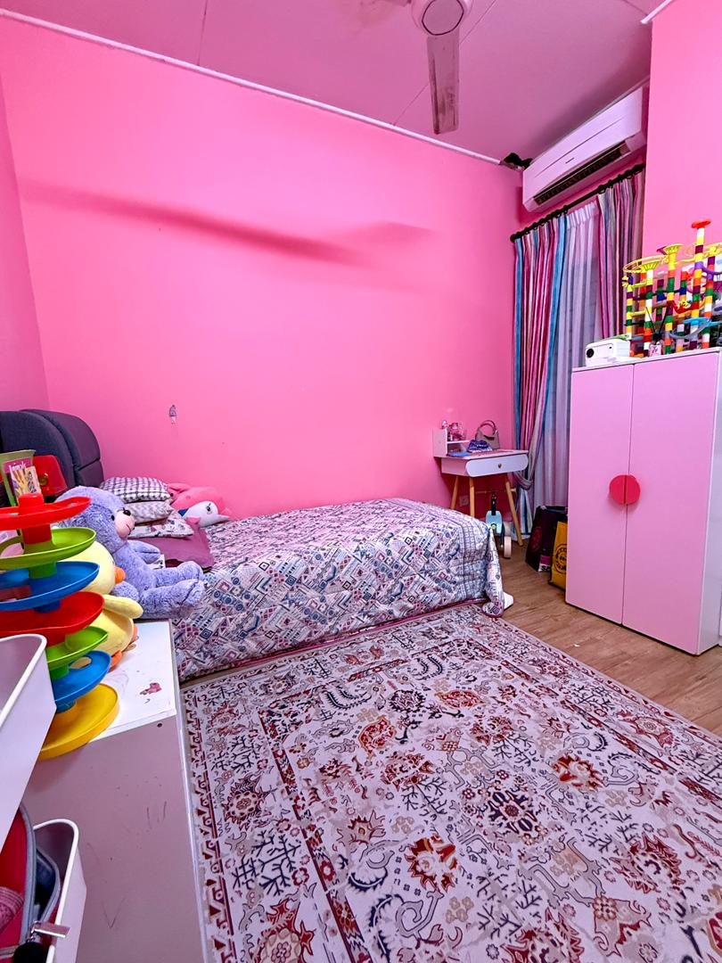 [PINJAMAN PENUH] Rumah Teres Setingkat Corner Lot (Bumi) Garden Homes S2 dengan tambahan tanah 30 kaki