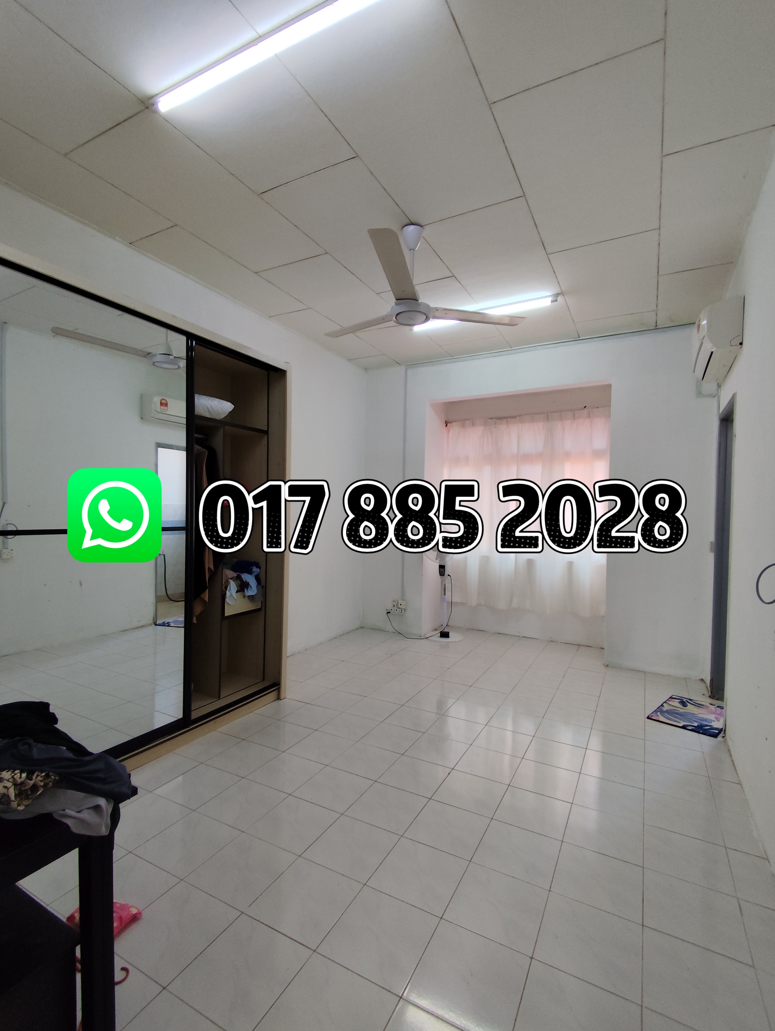 Double storey Terrace House Bandar Springhill Taman Spring hill
