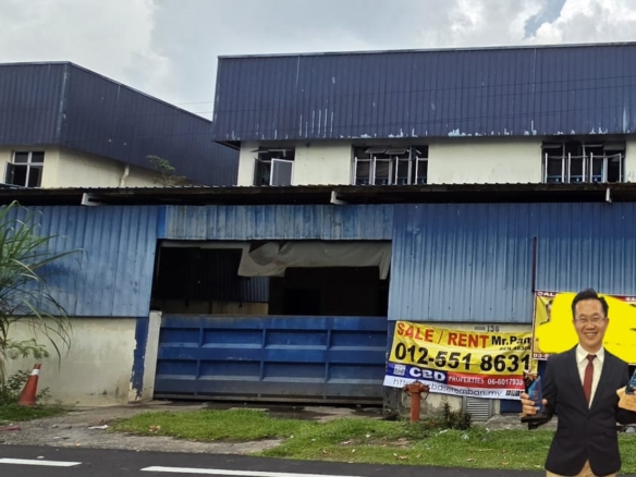 Nilai 3 Arab Malaysia Semi-D Factory for rent