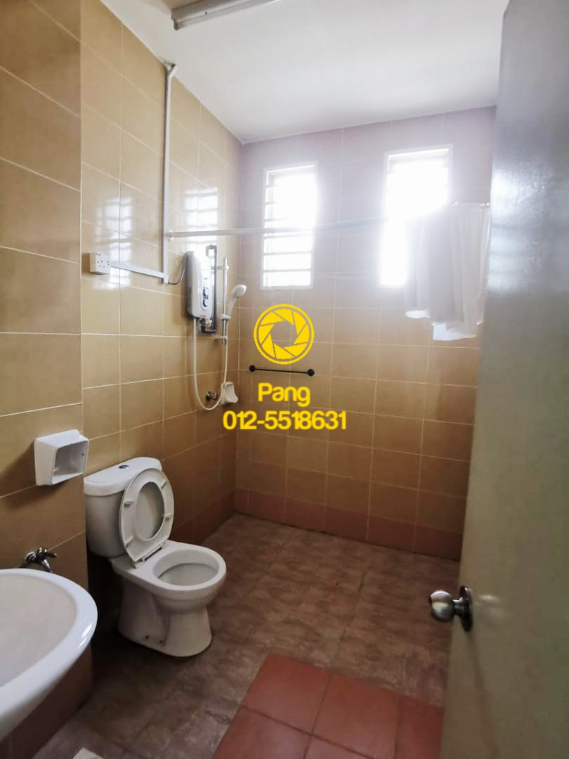Sri Pinang Guarded gated 2 storey terrace for sales