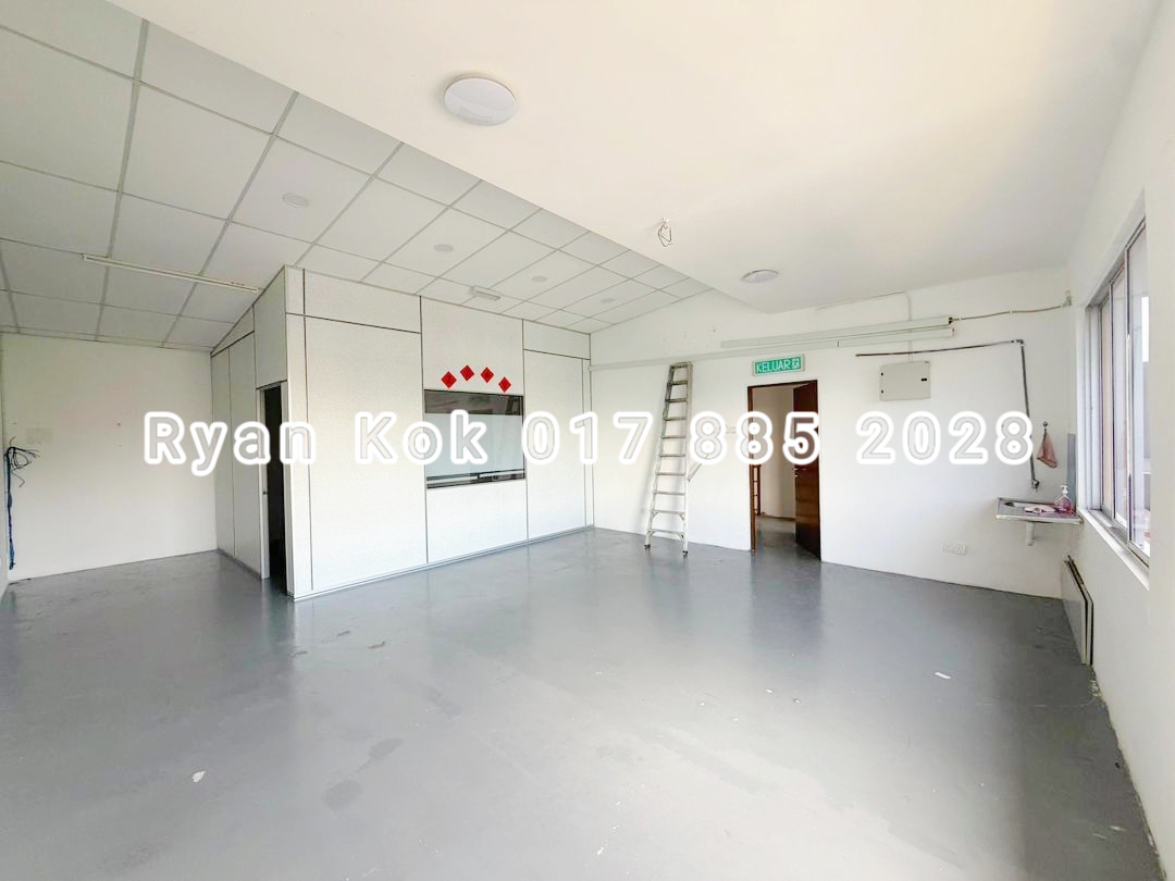 1.5 Storey Terrace Factory Green Tech Industrial Park Seremban 2