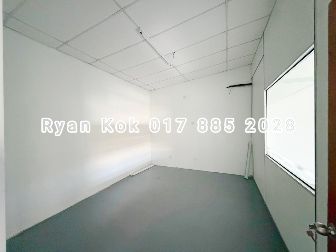 1.5 Storey Terrace Factory Green Tech Industrial Park Seremban 2
