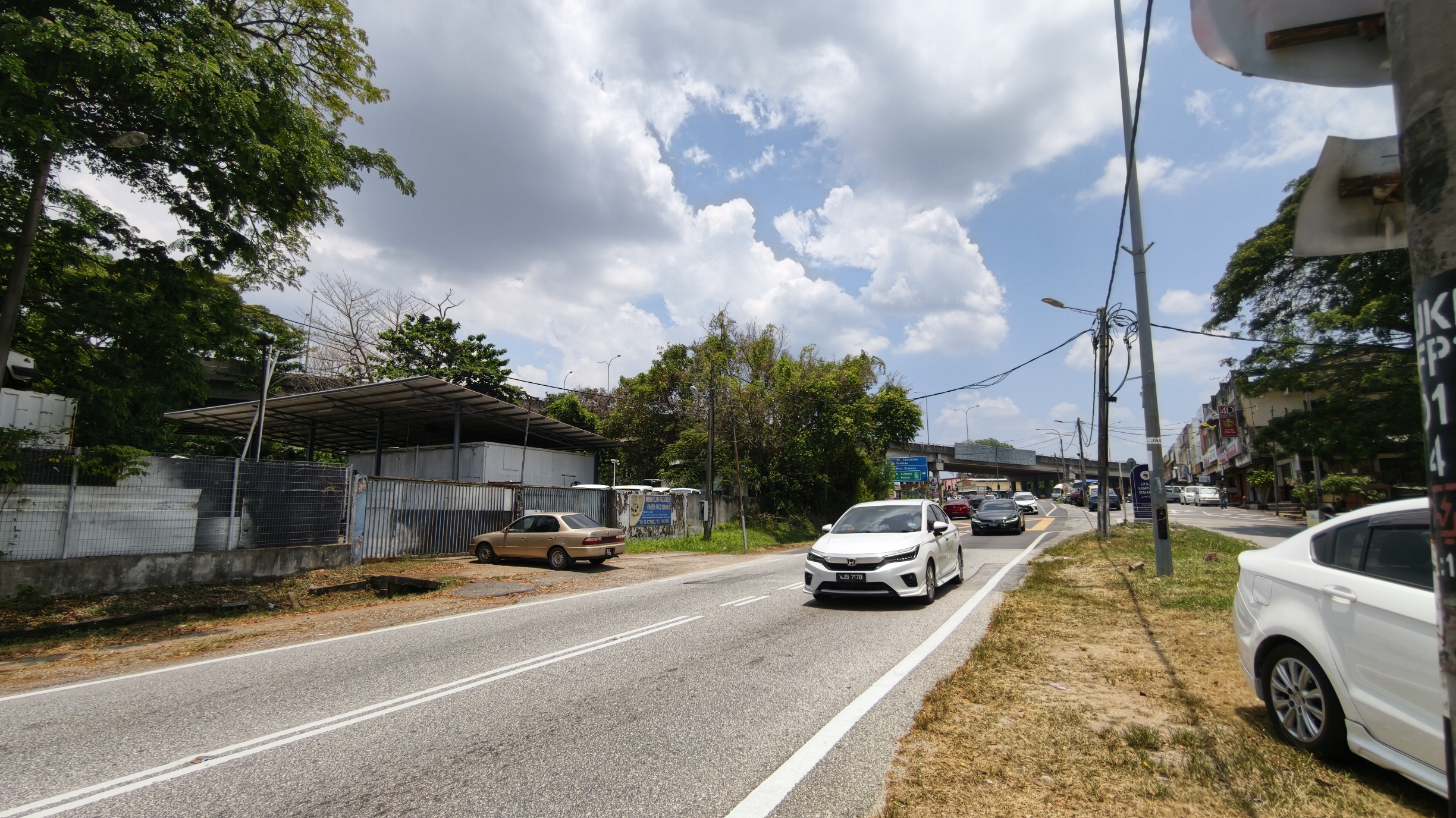 Good For Investment End Lot Shop at Rahang Kecil Seremban NS