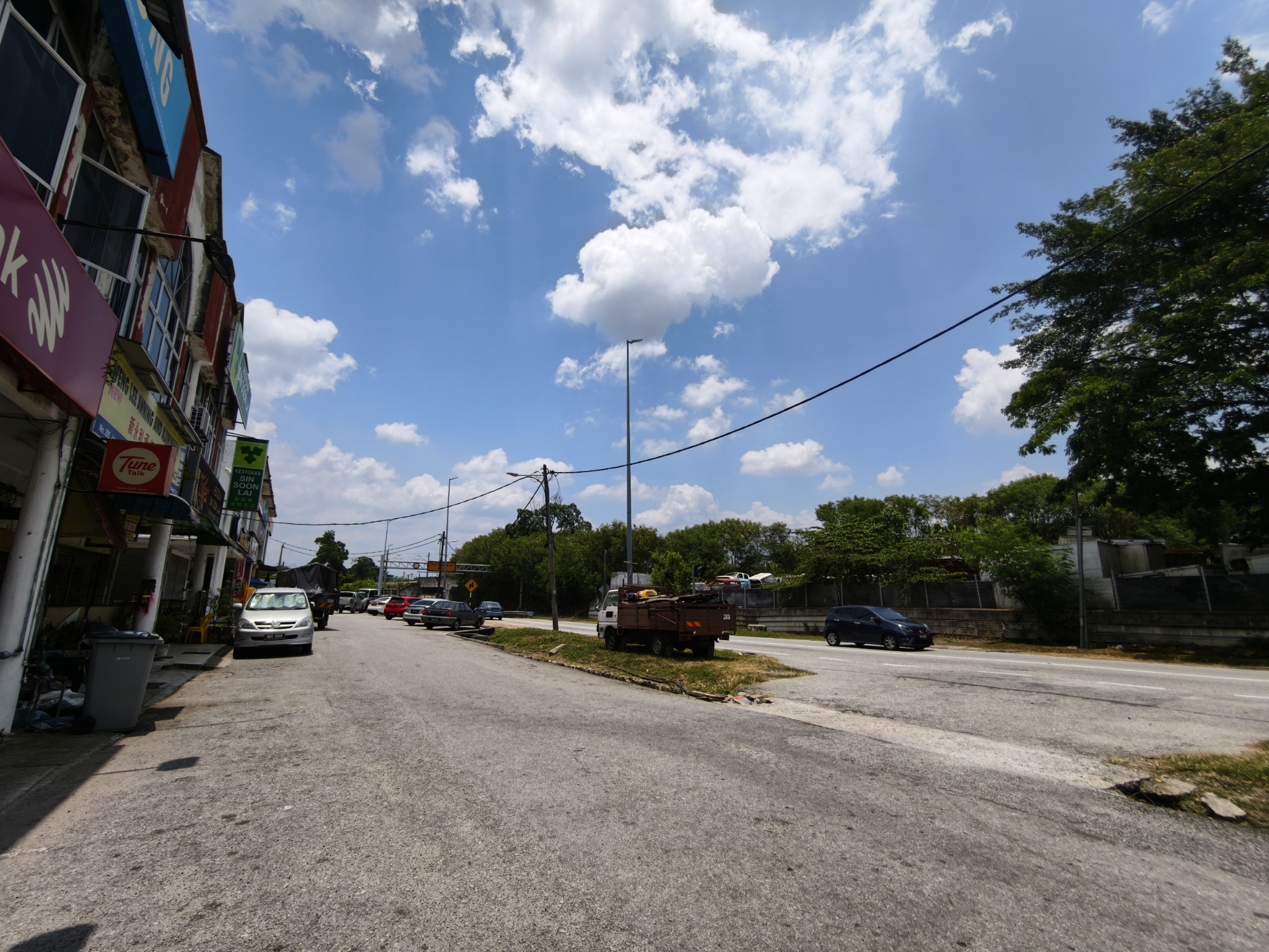 Good For Investment End Lot Shop at Rahang Kecil Seremban NS