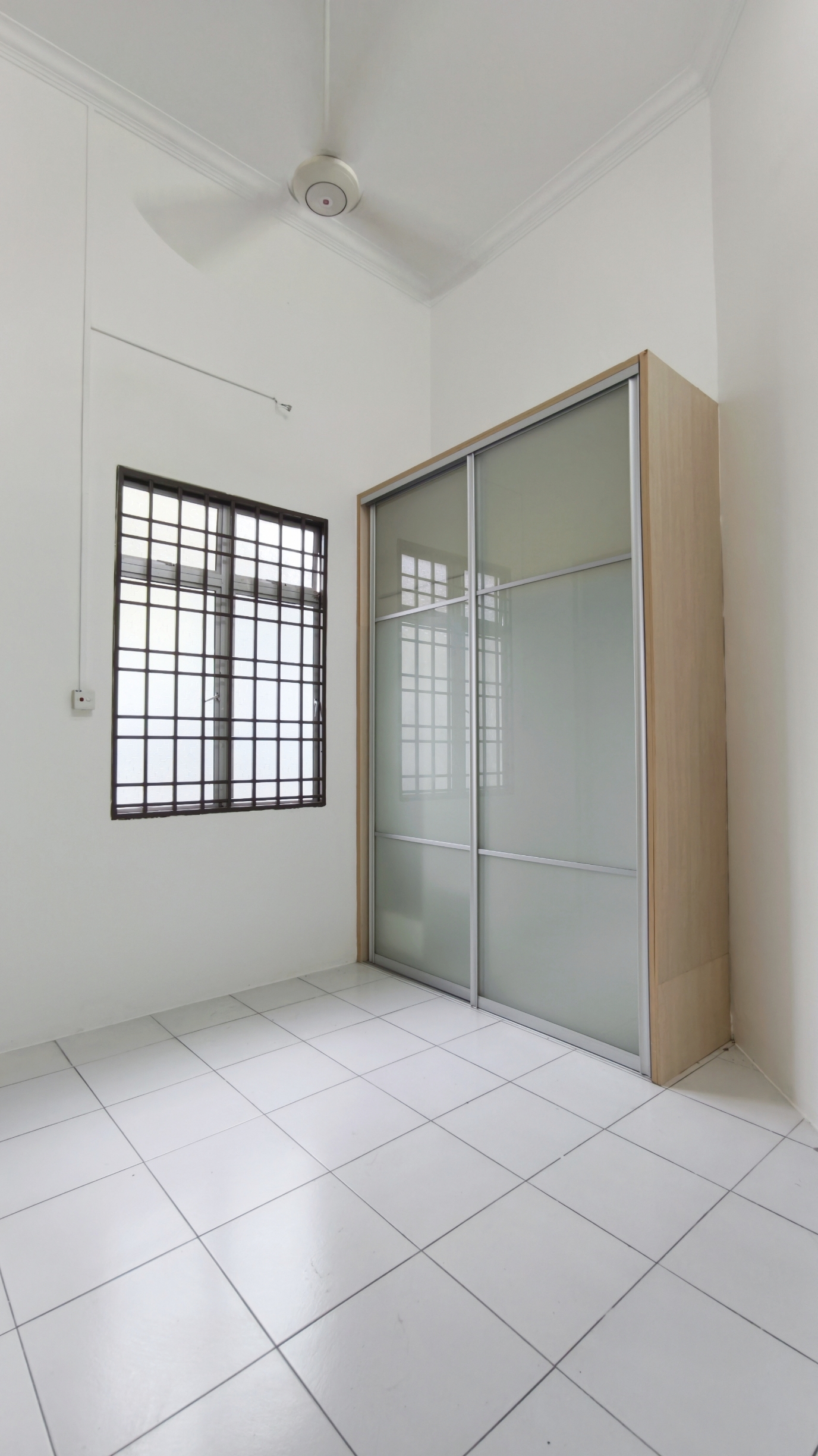 Newly Refurbished Single Storey End Lot Taman Jayamas Seremban NS