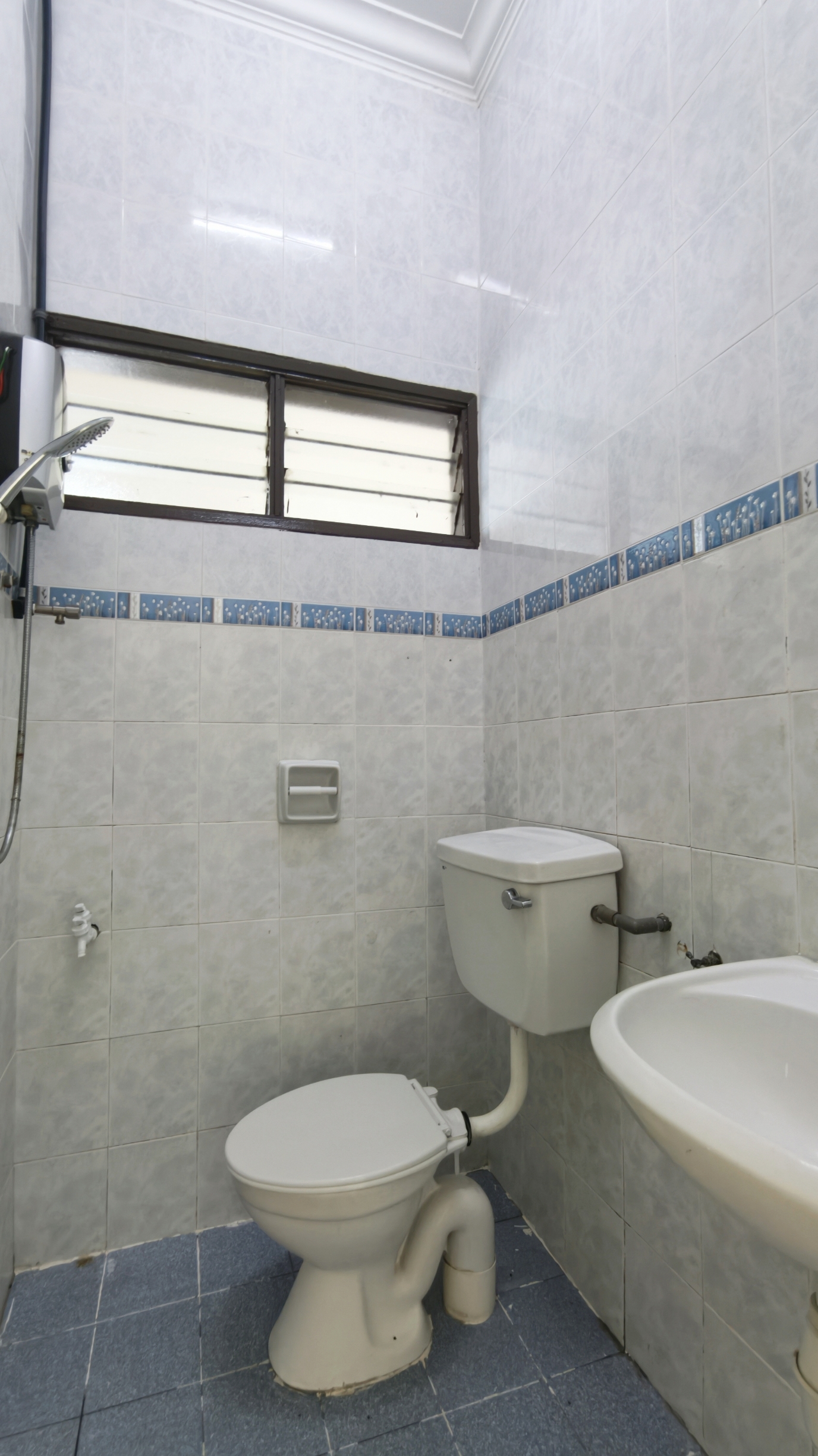 Newly Refurbished Single Storey End Lot Taman Jayamas Seremban NS