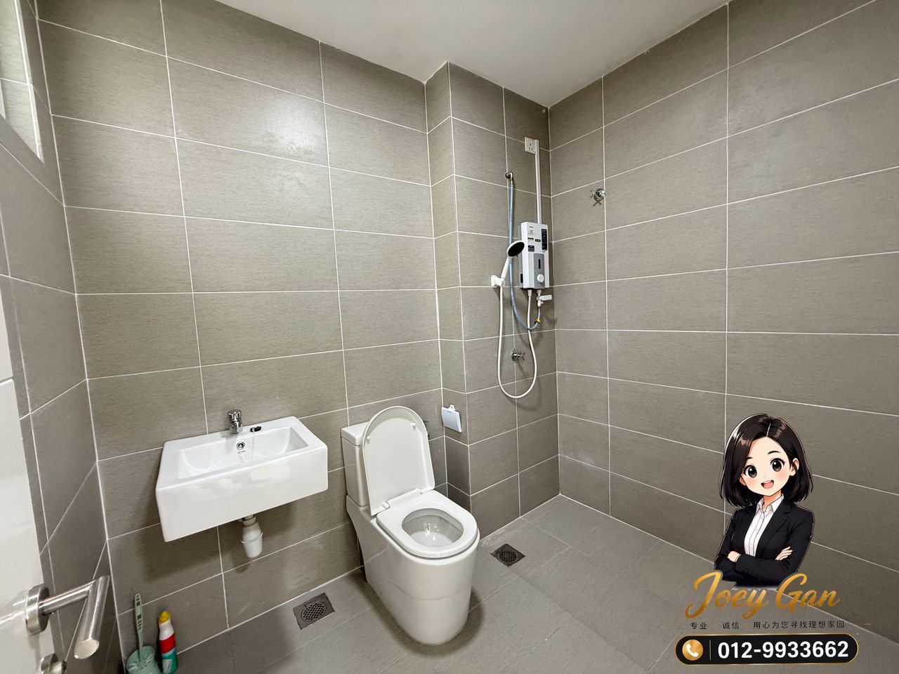 Double Storey Super Link House For Rent @ Adira( Sendayan )