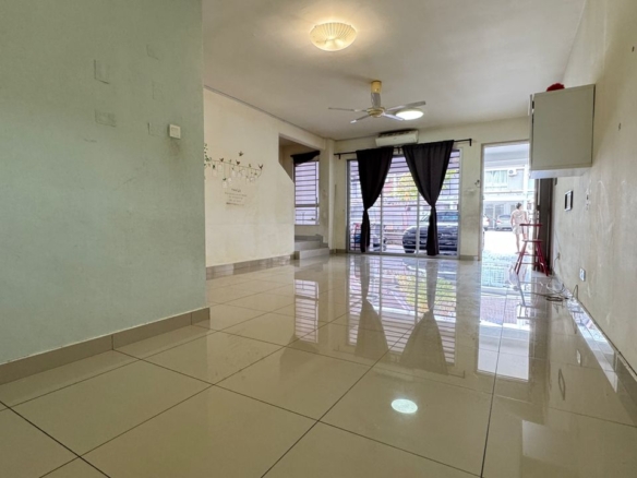 2 Storey Terrace @ Summer, S2 Heights