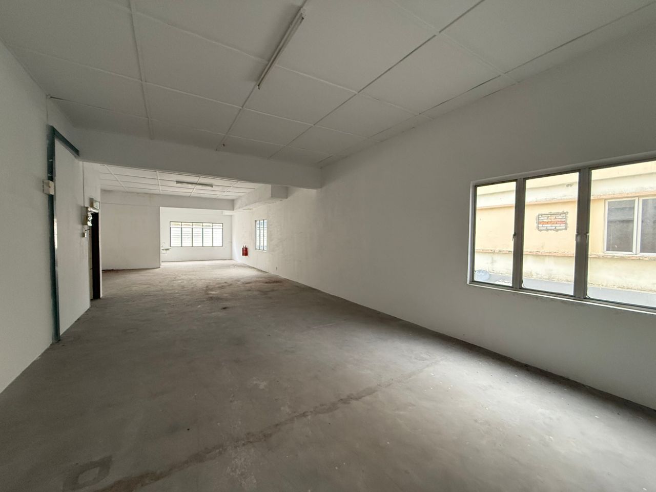 1st Floor Office @ Taman Ampangan, Seremban