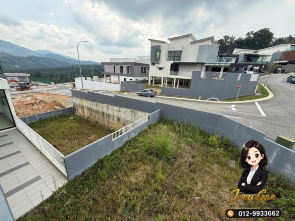 2.5 Storey Bungalow For Sale @ Mon’t Jade