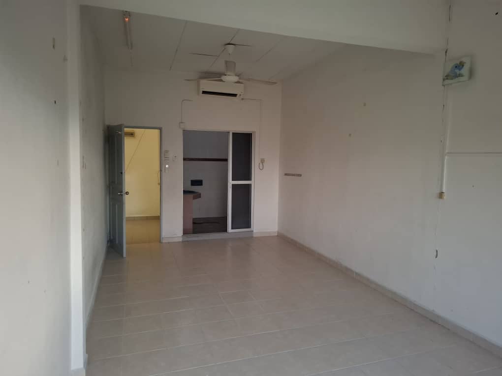 Taman Bukit Kaya An Extended & Renovated 1 ½ Storey Terrace House for Sale in Seremban