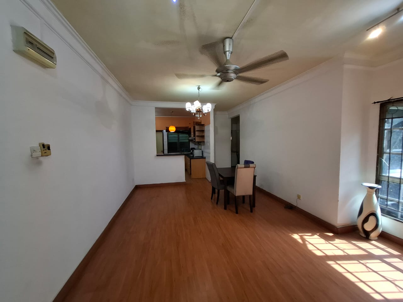 Below MV‼ Pangsapuri Kelana Impian End Lot for Sale in Petaling Jaya