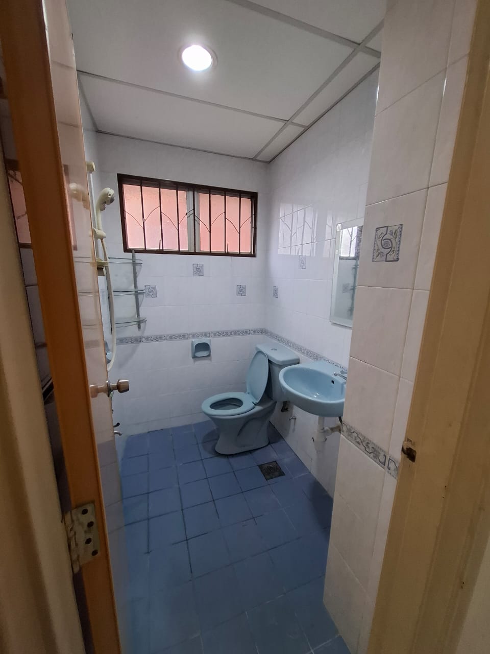 Below MV‼ Pangsapuri Kelana Impian End Lot for Sale in Petaling Jaya