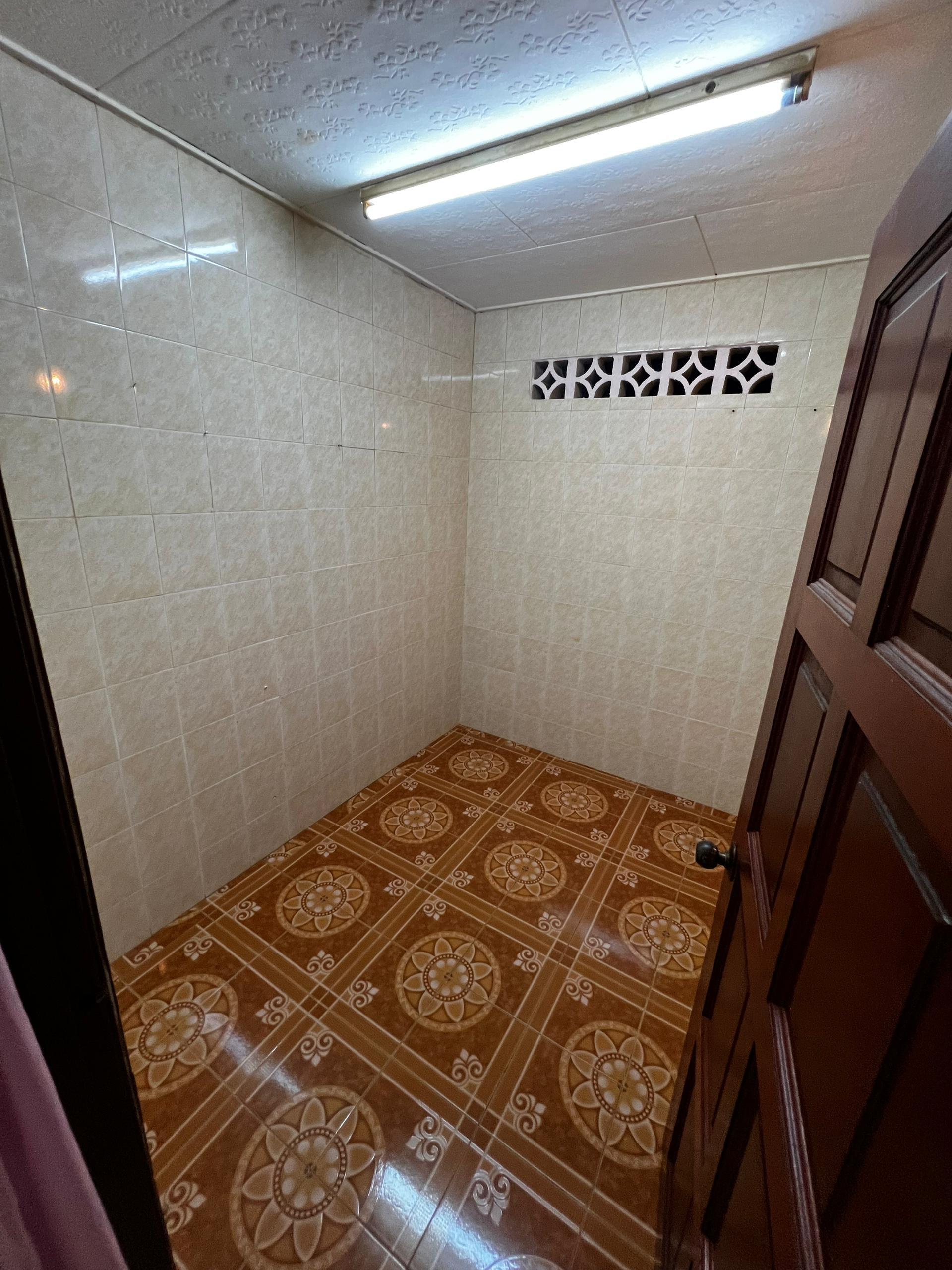 Sri Mawar 1-sty Terrace House Corner Lot Fully Renovated for Sale in Senawang