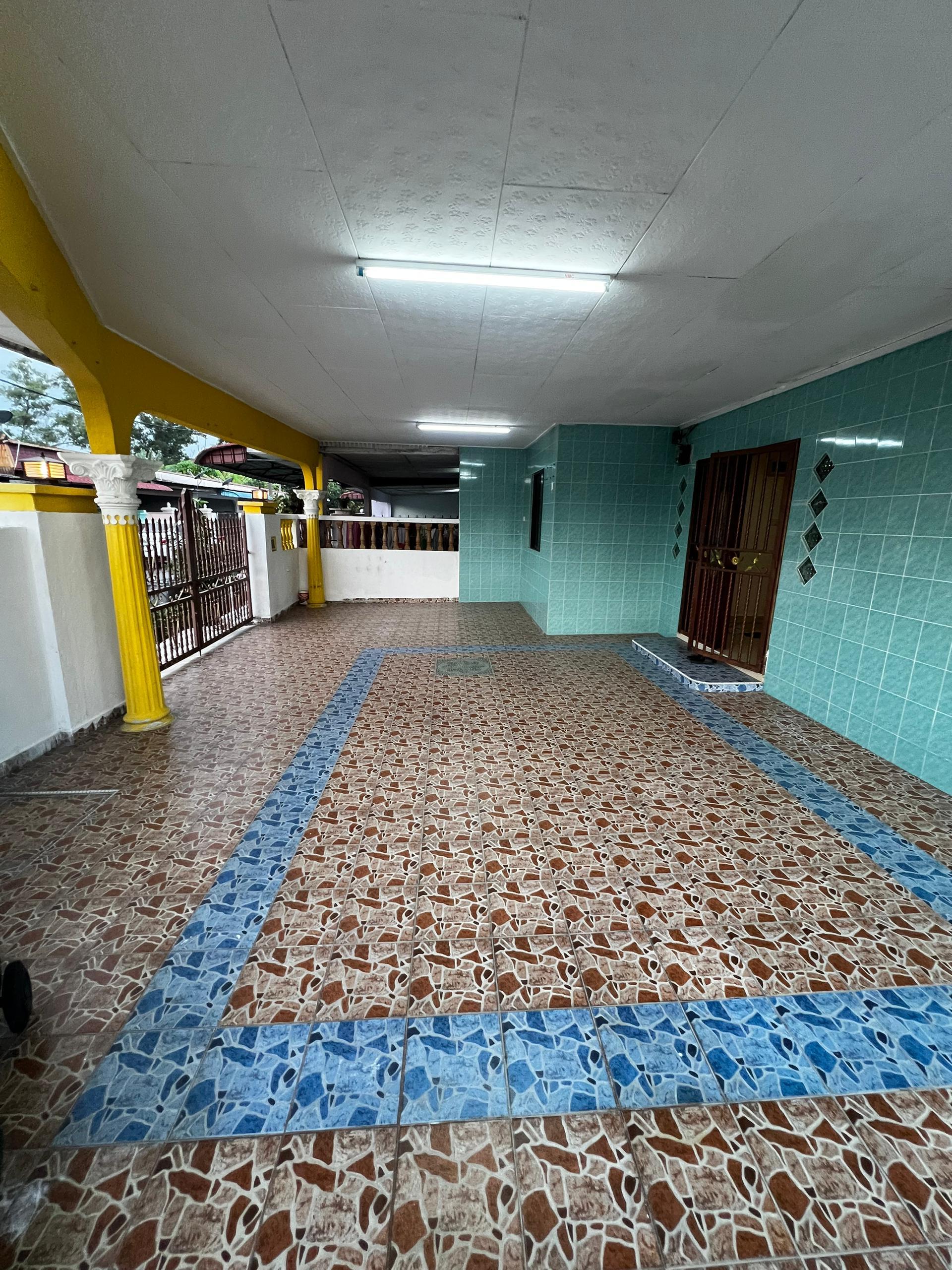 Sri Mawar 1-sty Terrace House Corner Lot Fully Renovated for Sale in Senawang