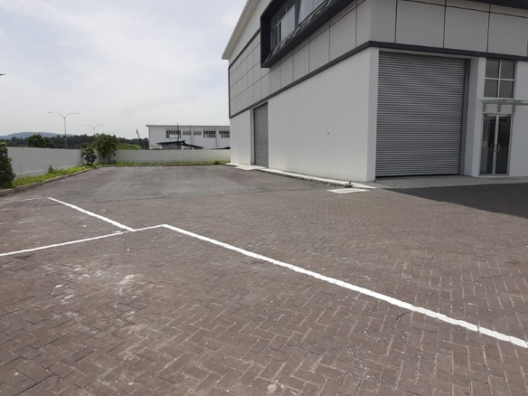 1.5 Storey Corner Semi-Detached Factory @ TechPark Bandar Enstek for Rent