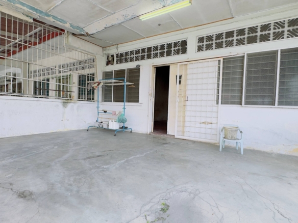 Seremban Jalan Temiang Single Storey End Oddlot Terrace House