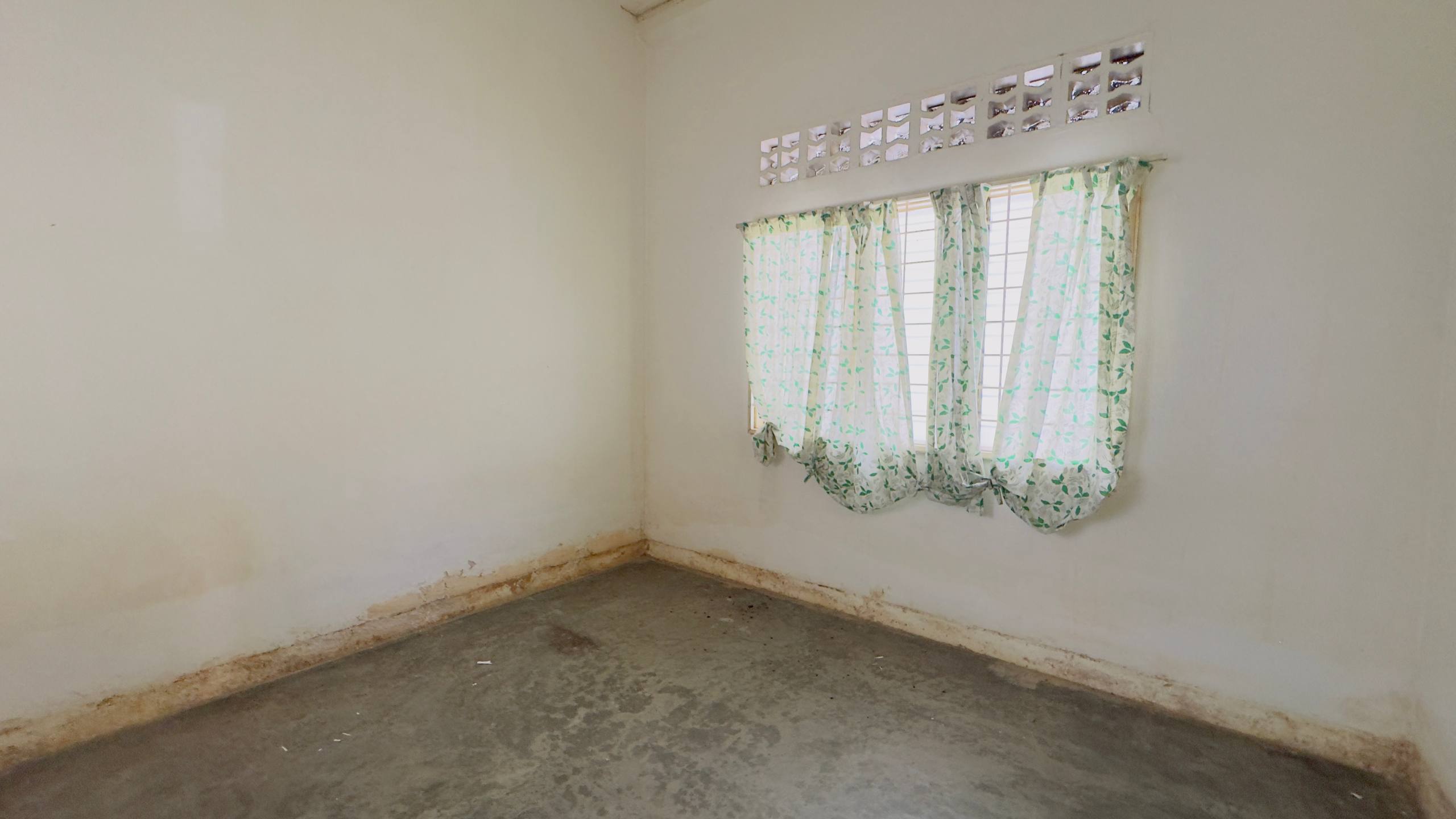 Seremban Jalan Temiang Single Storey End Oddlot Terrace House