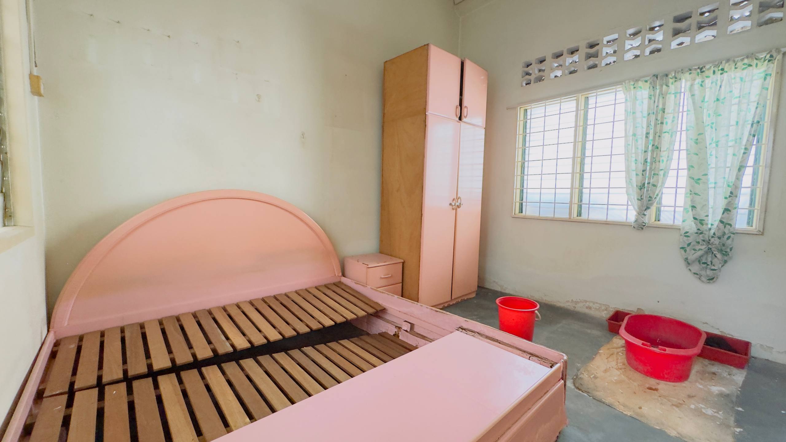 Seremban Jalan Temiang Single Storey End Oddlot Terrace House