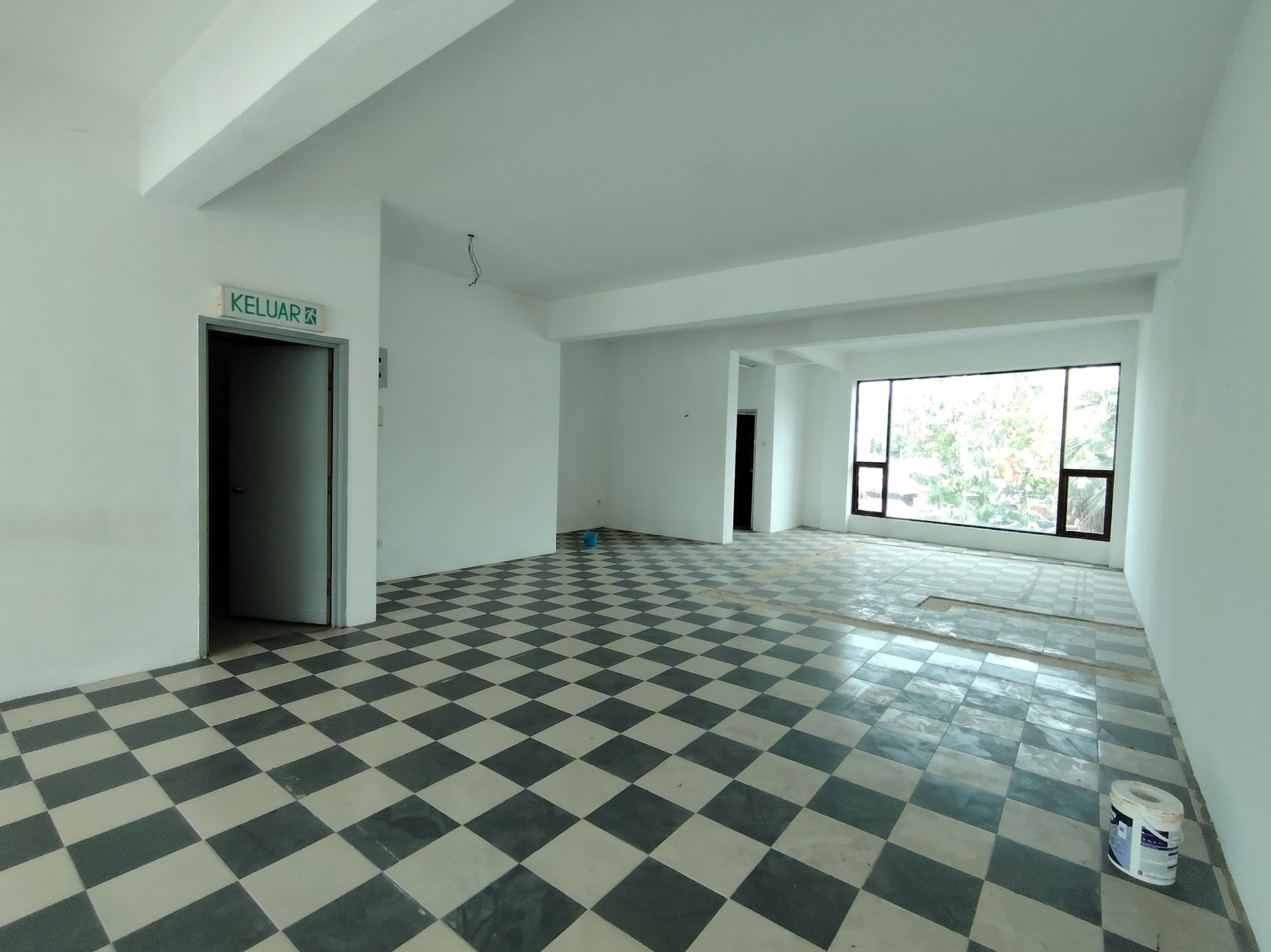 Seremban Town Centre Ground Floor With Mezzanine Floor For Rent