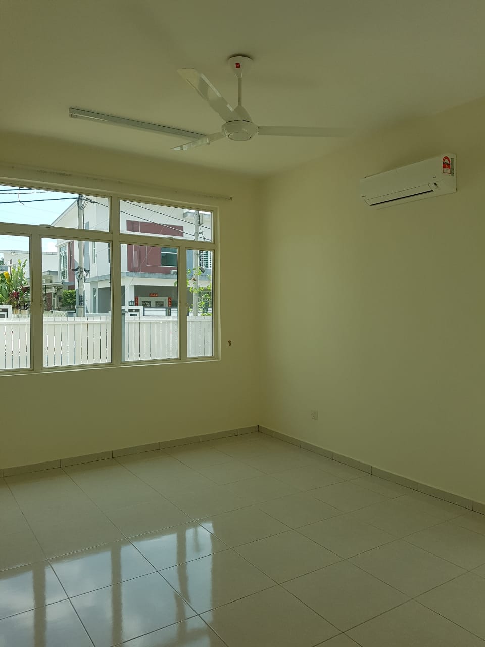 ‼️Below MV ‼️ Senawang Perdana 1.5-storey Bungalow for Sale in Senawang