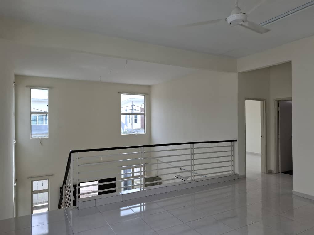 ‼️Below MV ‼️ Senawang Perdana 1.5-storey Bungalow for Sale in Senawang