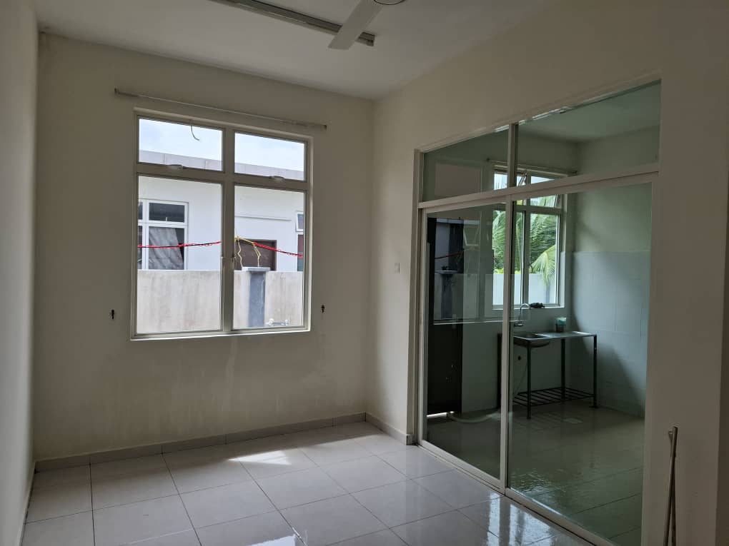 ‼️Below MV ‼️ Senawang Perdana 1.5-storey Bungalow for Sale in Senawang