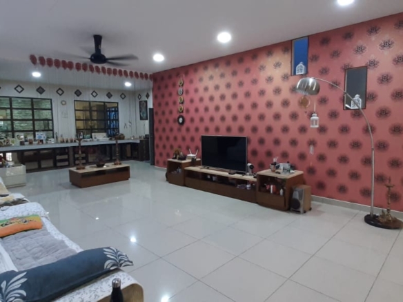 1.5 Storey Bungalow House @ Taman Warisan Puteri Seremban for Sale