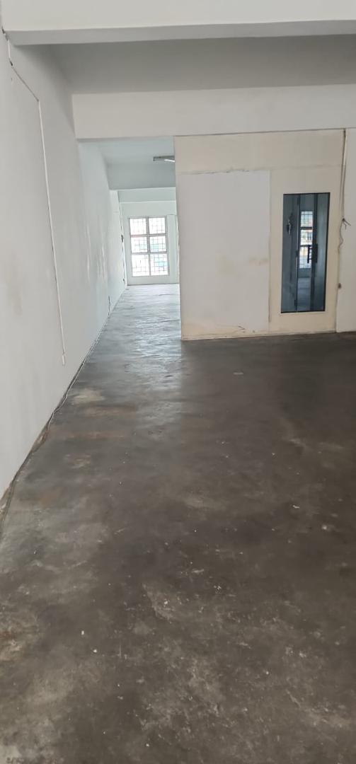 First Floor Shop Office @ Oakland Commerce Square for Rent