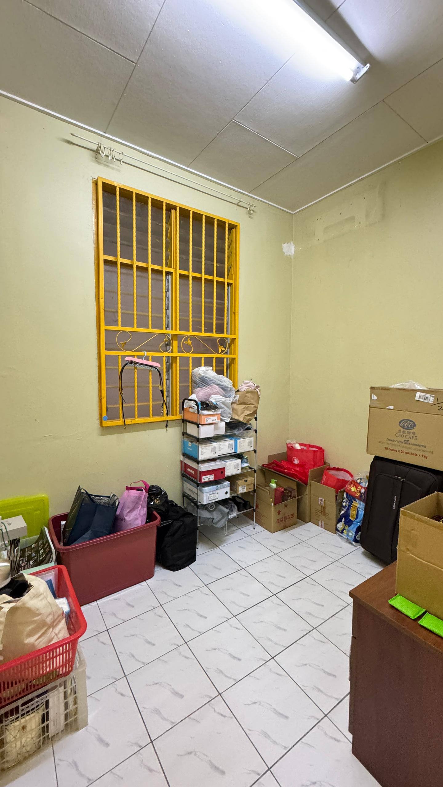 Seremban Taman Permai Impian Partially Furnished Single Storey Endlot Terrace House FOR RENT