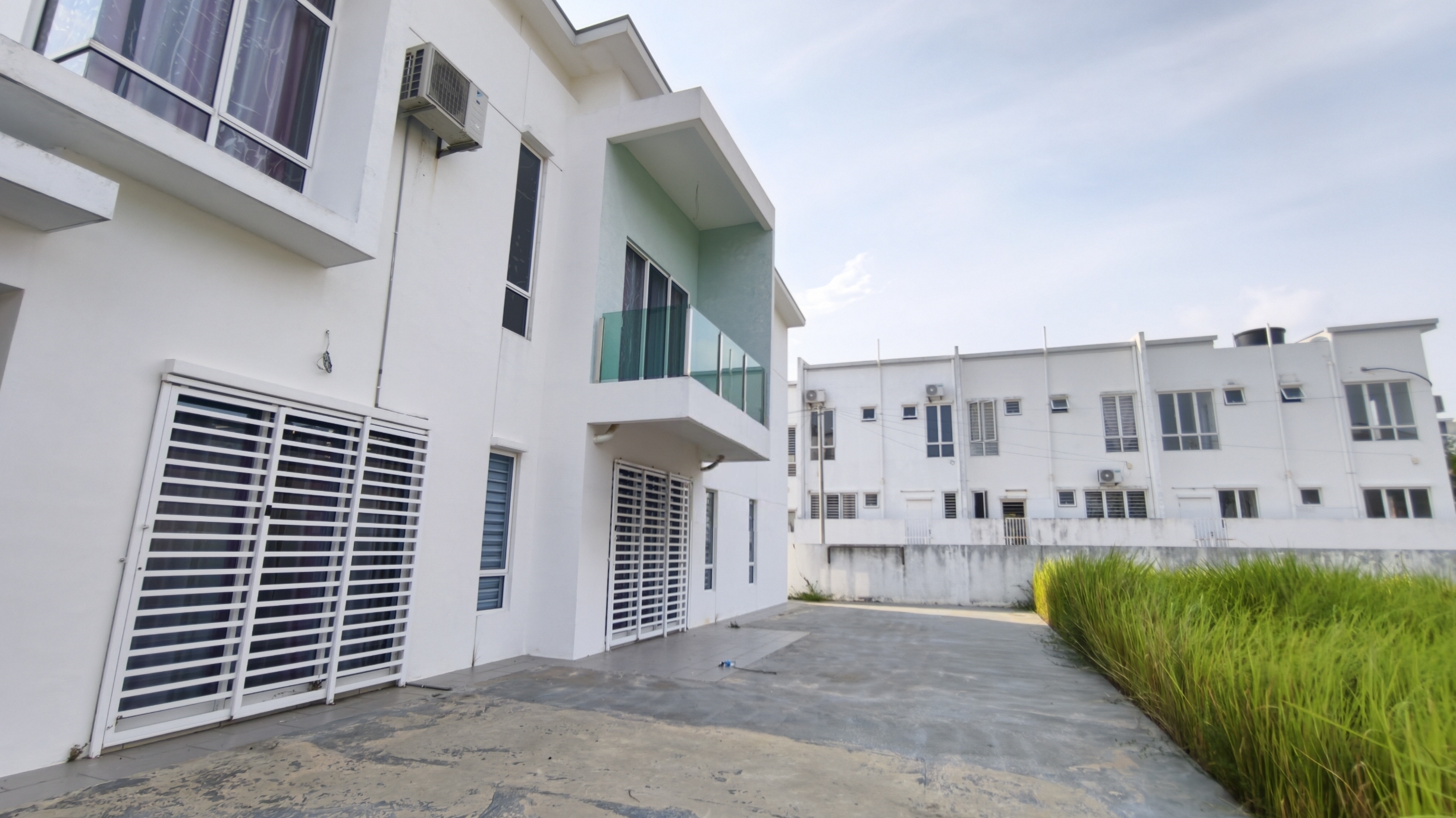 Corner Lot Selling Under Bank Value Ara Sendayan Double Storey Terrace House