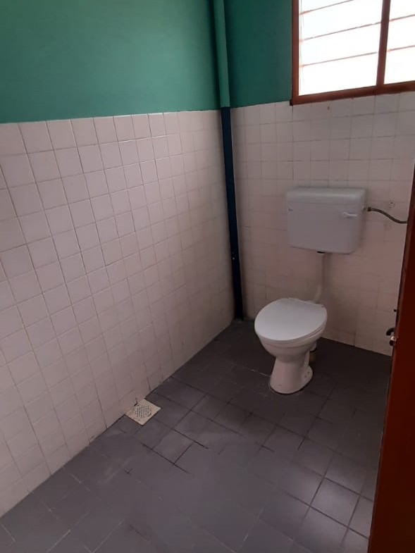 589