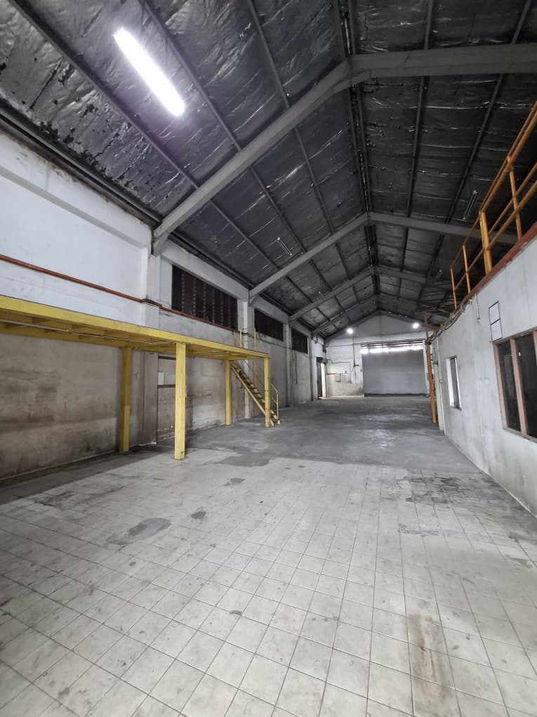 Factory for Rent at Templer Light Industrial Park