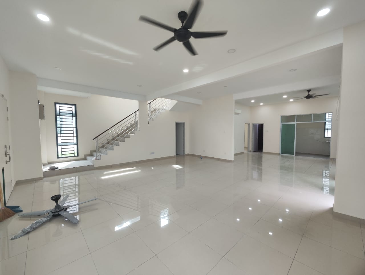 Taman Senawang Perdana 2 storey bungalow For SALE