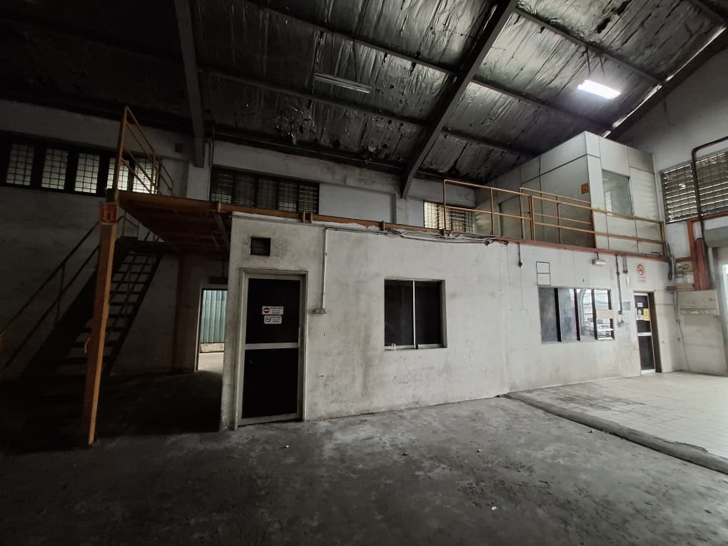 Factory for Rent at Templer Light Industrial Park