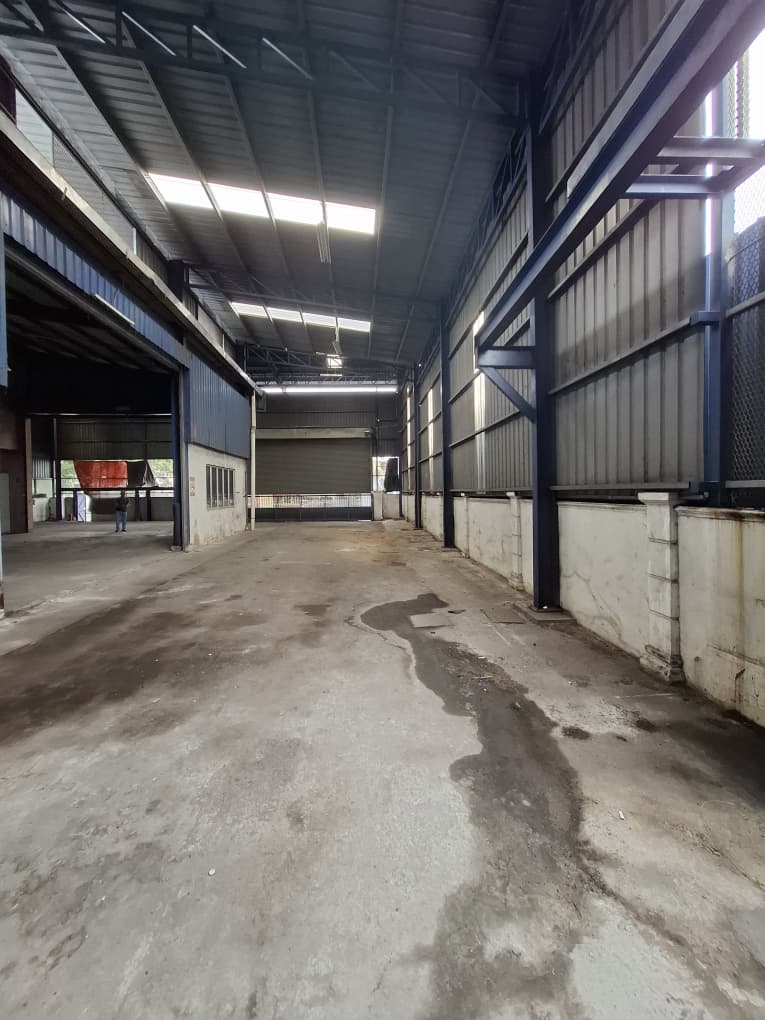 Templer Light Industrial for rent