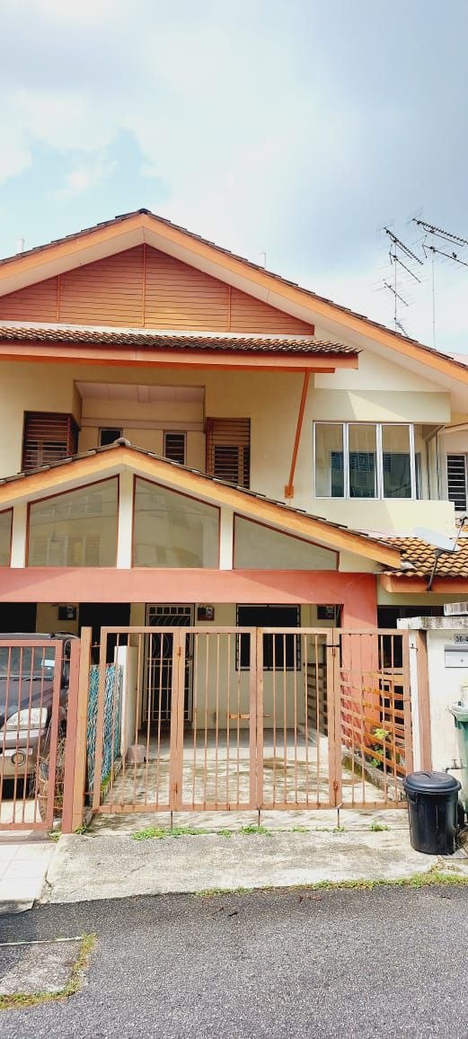 Townhouse Taman Amansiara Rawang, Selangor (Title : Open Bumi)