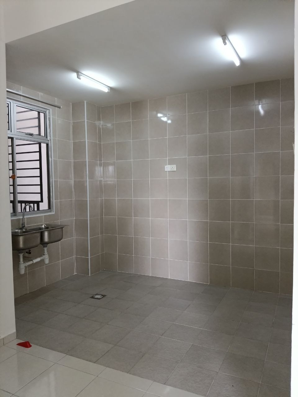 FOR SALES / FOR LET Apartment Citra Embun Mantin