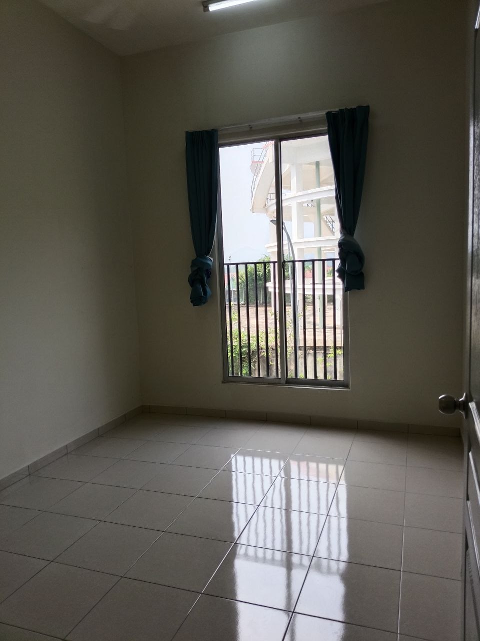 FOR SALES / FOR LET Apartment Citra Embun Mantin