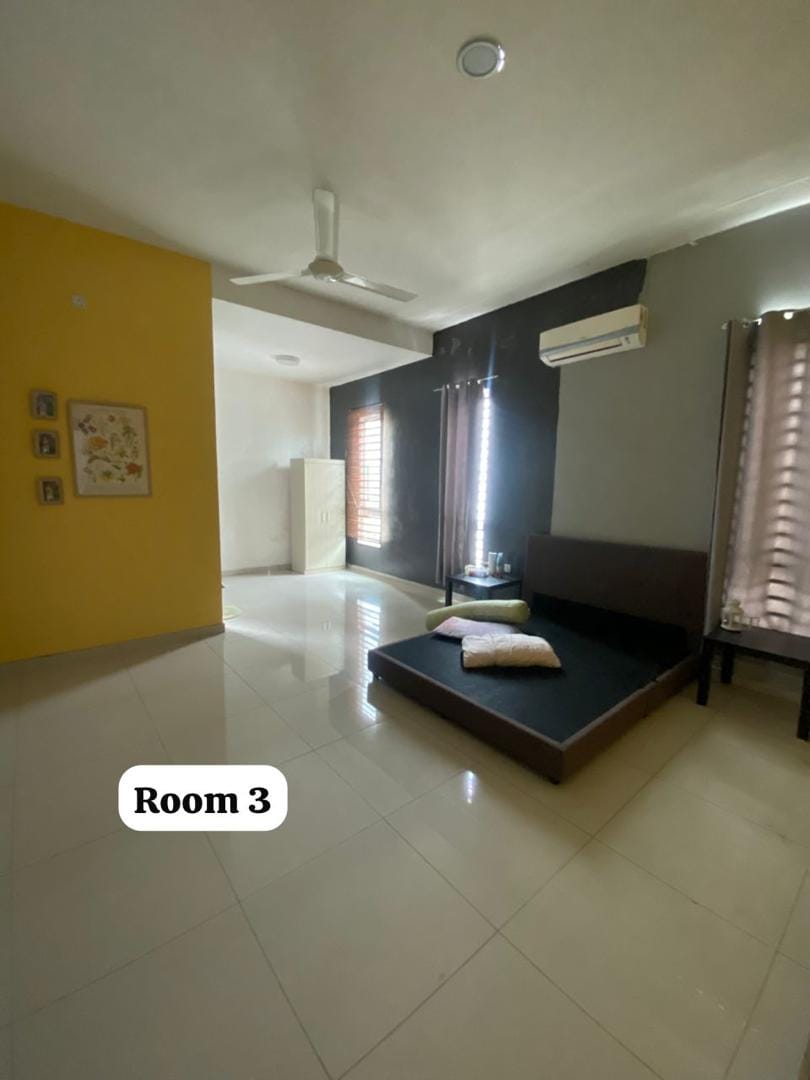 Sendayan Double storey fully furnished for rent