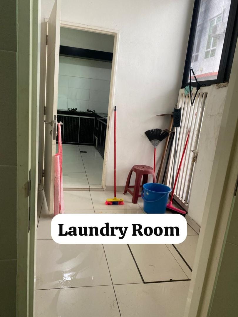 Sendayan Double storey fully furnished for rent