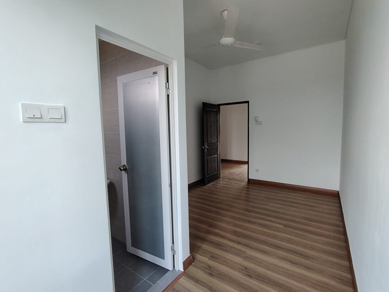 2 storey intermediate terrace house for sale – Nada Alam Mantin