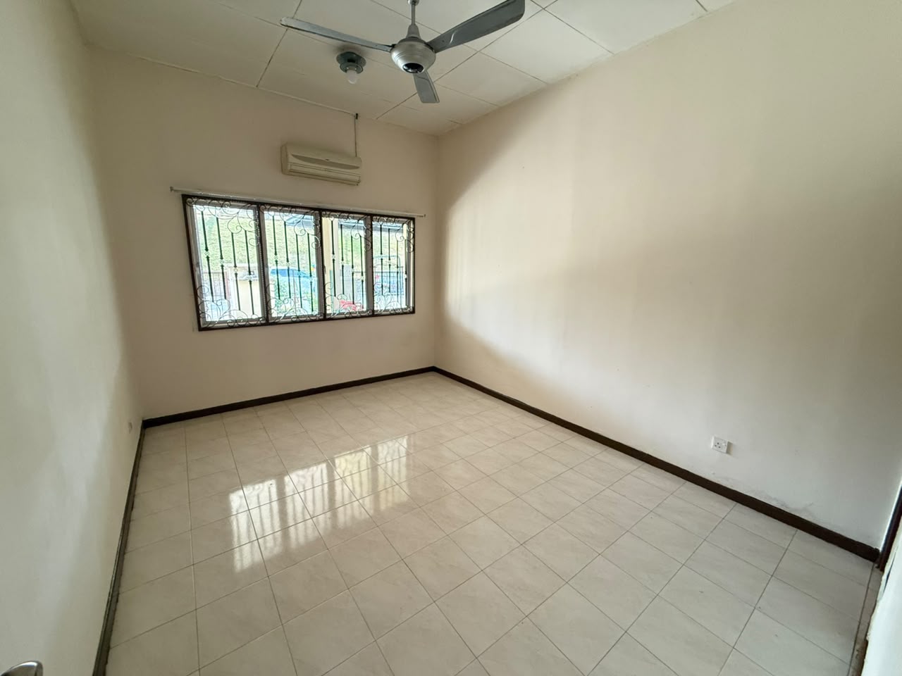 Single Storey Terrace house Taman Seremban 3 Rasah Jaya Blossom Layang