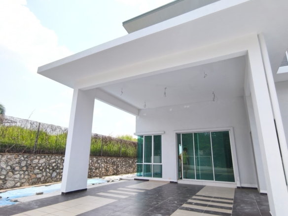 2.5 storey Semi D with basement Taman Bukit Intan Bukit Jed Seremban