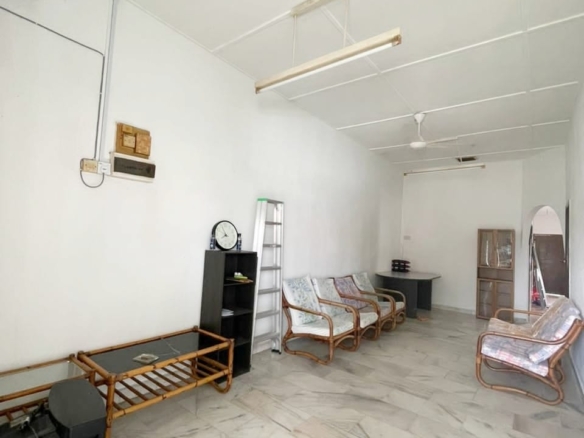 Single Storey Endlot House Taman Bunga Blossom Rasah Jaya Thivy Jaya Desa Rasah Seremban 3 Rahang Layang-Layang Merpati