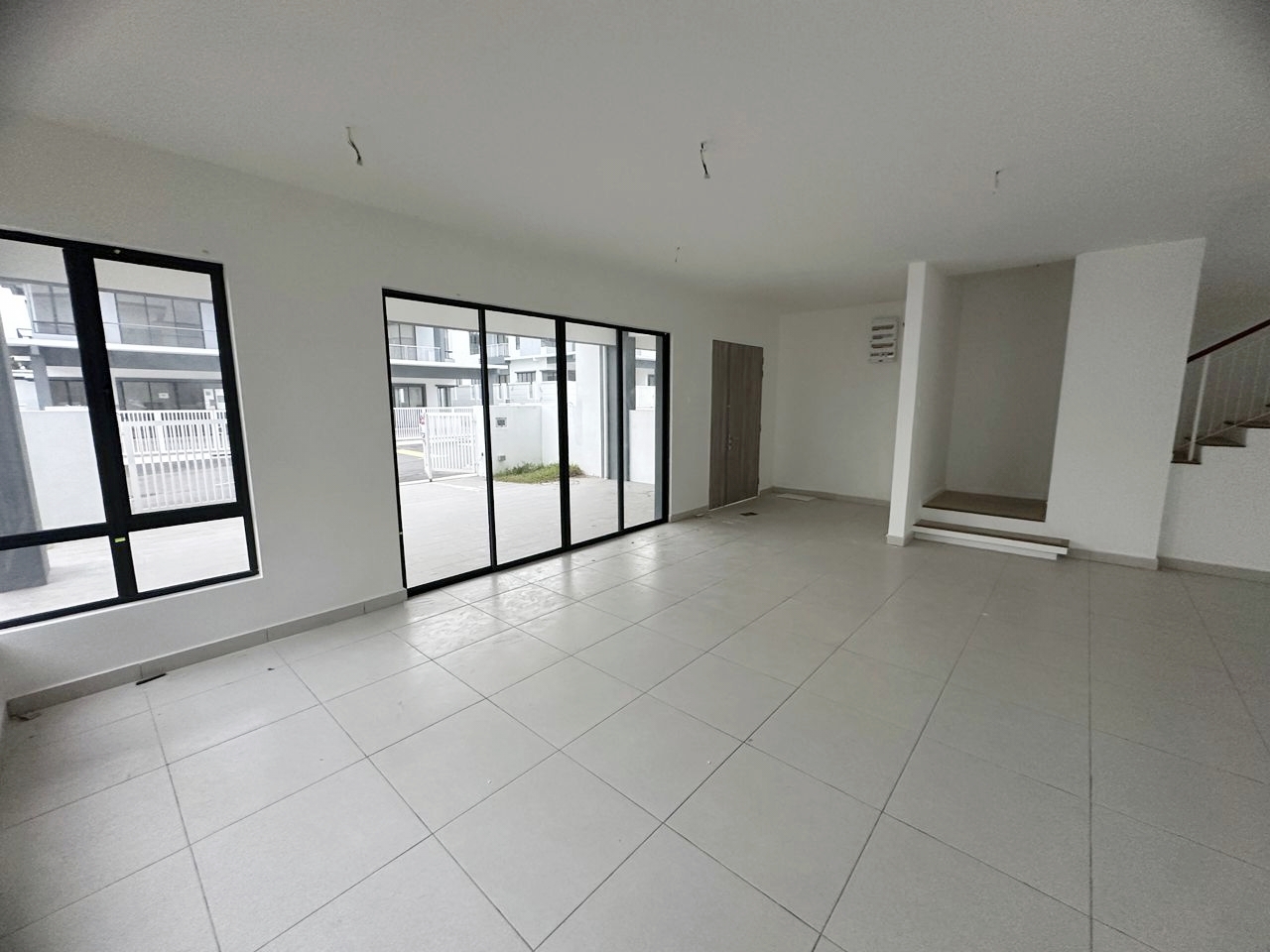 Brand New Double Storey Semi-D Kemayan Heights Rasah Kemayan Seremban NS