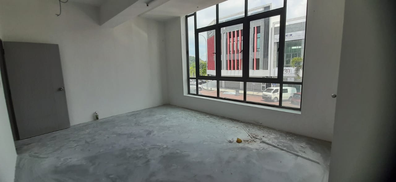 Double Storey Shop @ Merchant Square Sendayan for Rent