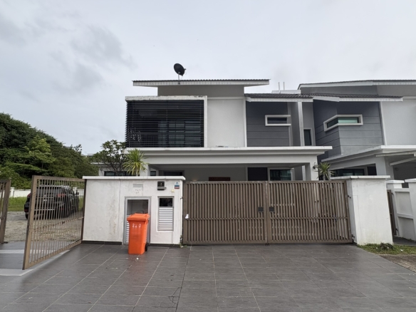 SEMI-D CORNER LOT + BONUS 40FT LAND • SAUJANA TROPIKA S2 HEIGHTS • BUMI LOT