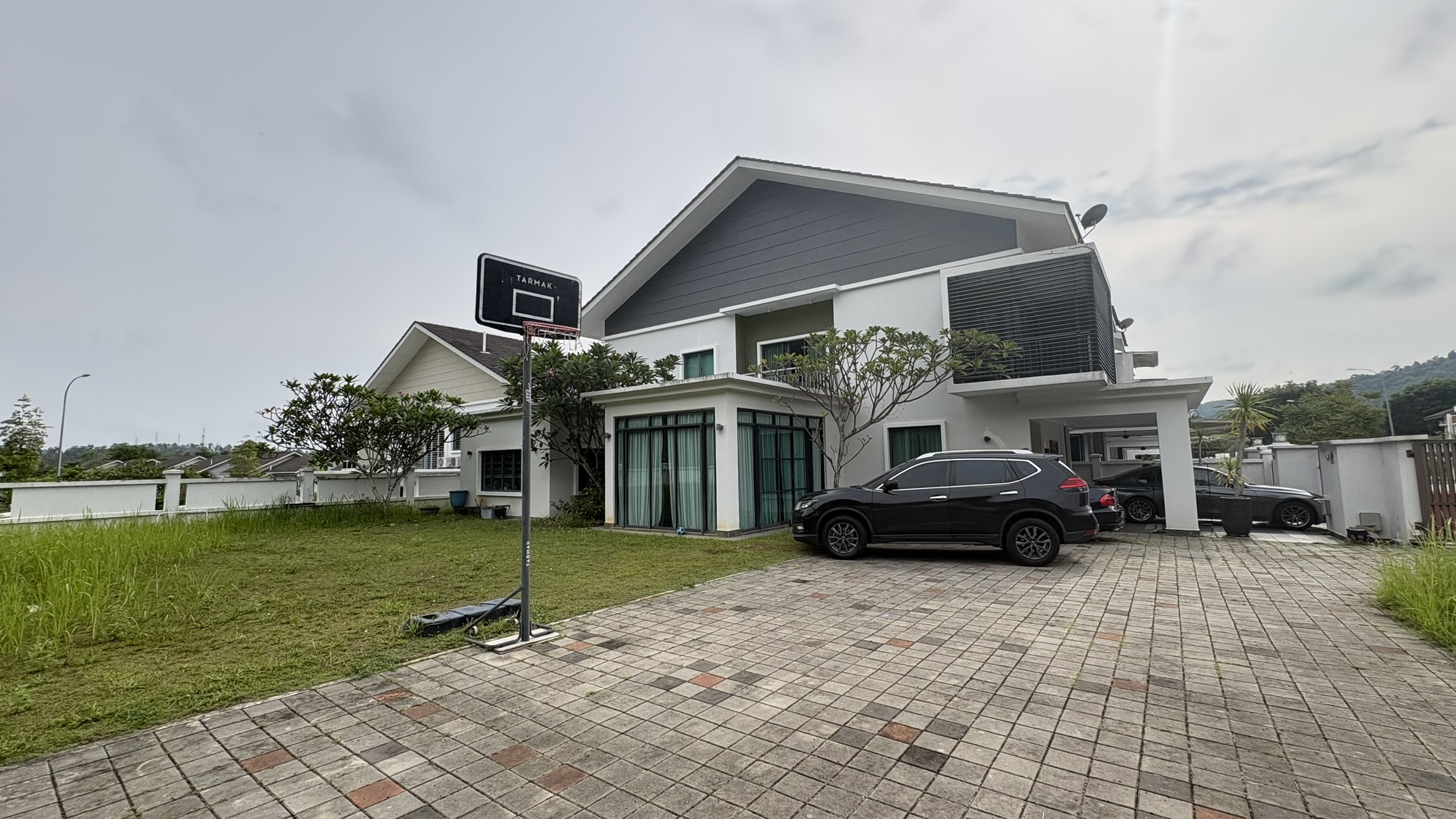 SEMI-D CORNER LOT + BONUS 40FT LAND • SAUJANA TROPIKA S2 HEIGHTS • BUMI LOT